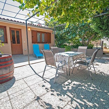 Apartman Kirac Pomer Esterno foto